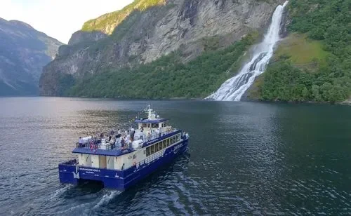 Geirangerfjord II - Maritime Tours AS bilde 6