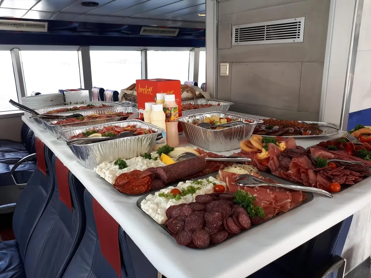 Rygerkatt - Maritime Tours AS bilde 7