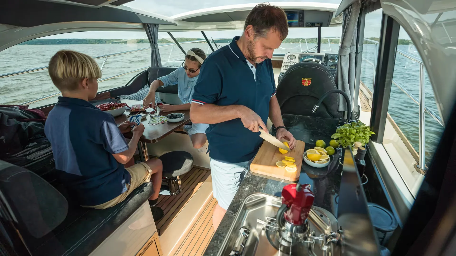 Marex 330 - Maritime Tours AS bilde 3