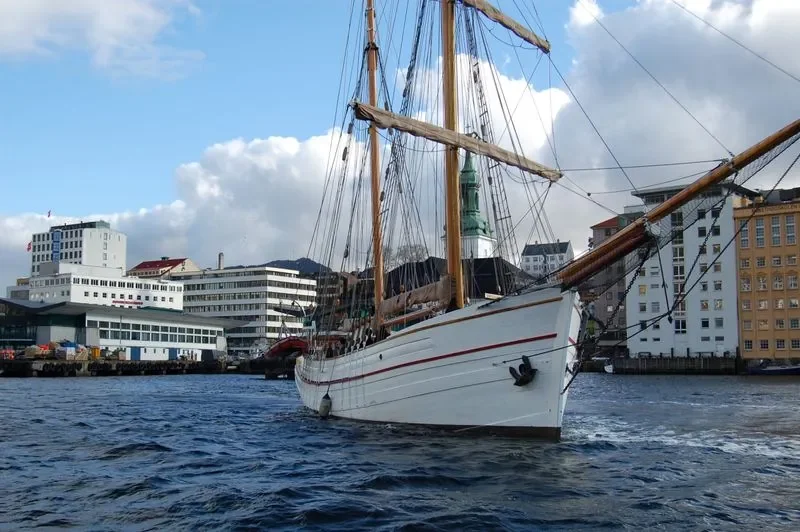 Loyal - Maritime Tours AS bilde 5