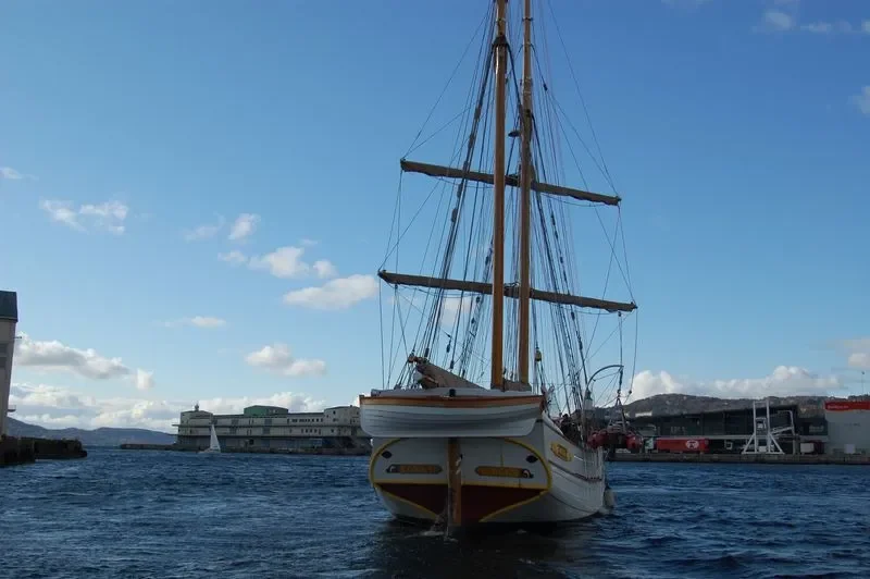 Loyal - Maritime Tours AS bilde 6