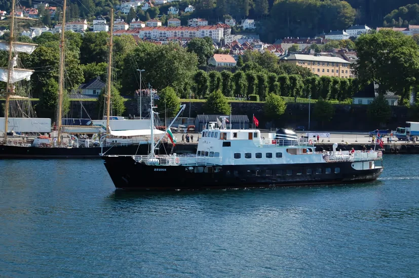 Bruvik - Maritime Tours AS