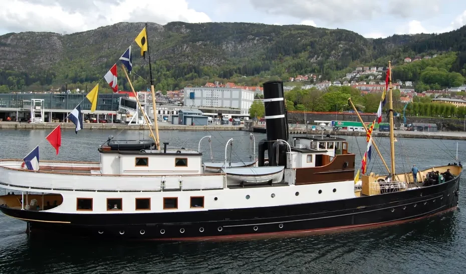 Oster - Maritime Tours AS image 4