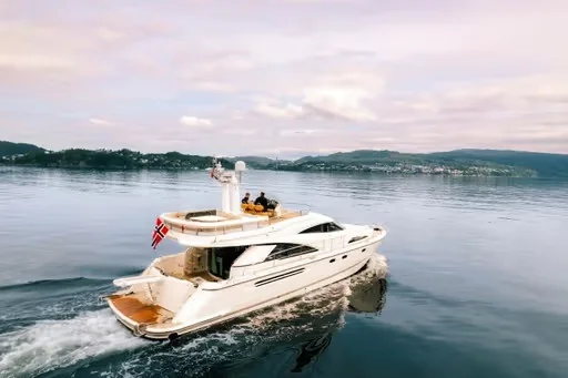 Fairline Squadron 58 - Maritime Tours AS