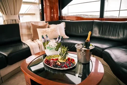 Fairline Squadron 58 - Maritime Tours AS bilde 5